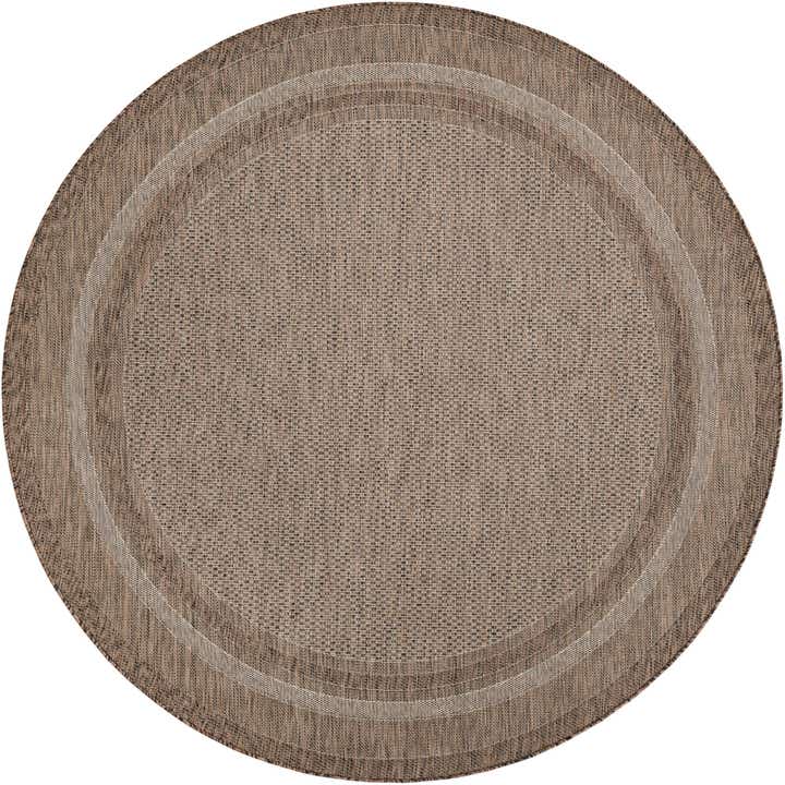 7' 10 x 7' 10 Easy-Clean Border Indoor / Outdoor Round Rug