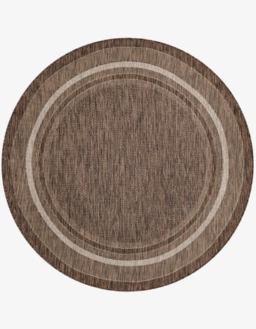 6' 1 x 6' 1 Easy-Clean Border Indoor / Outdoor Round Rug