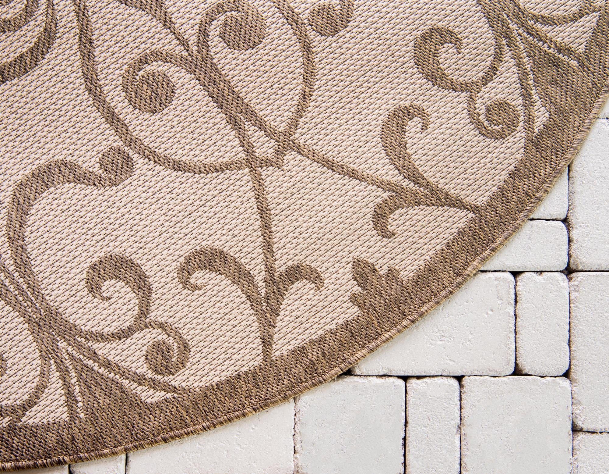 6' x 6' Easy-Clean Botanical Indoor / Outdoor Round Rug