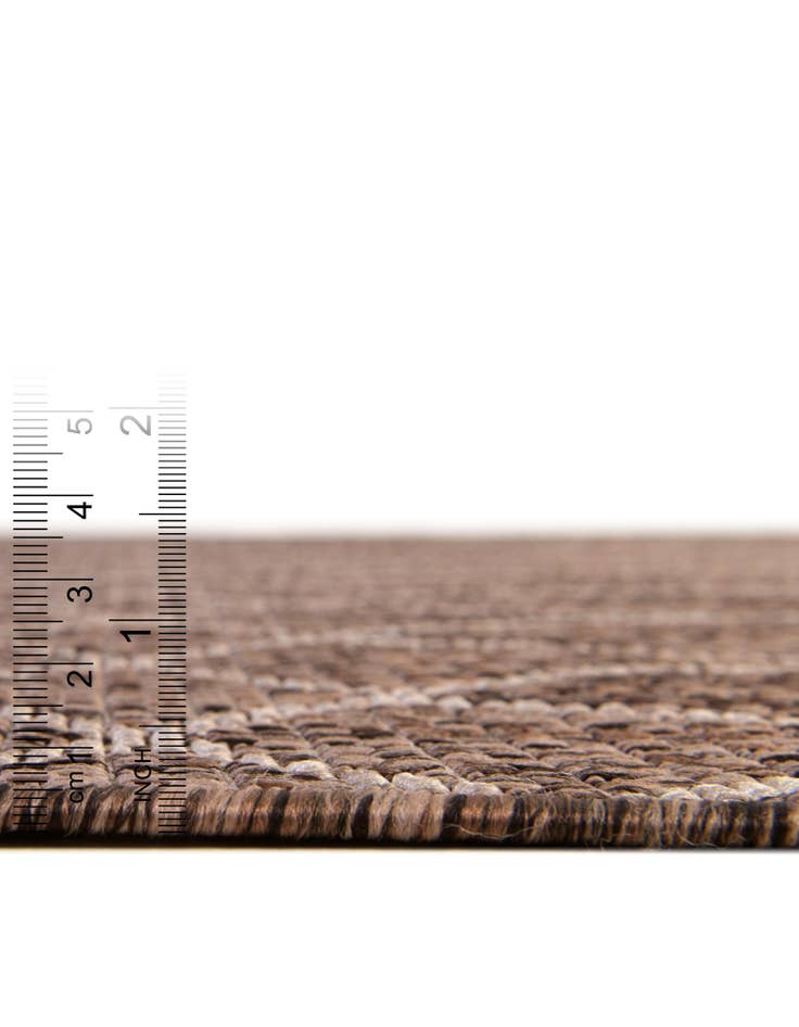 Detail image of 3' x 3' Washable Lattice Indoor / Outdoor Round Rug