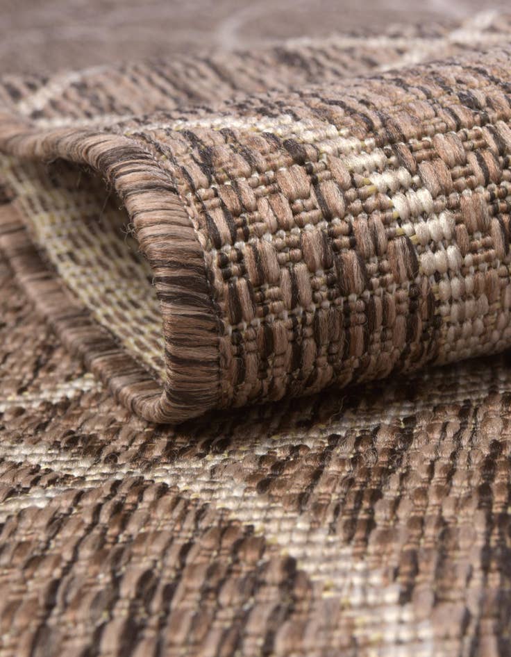 Detail image of 3' x 3' Washable Lattice Indoor / Outdoor Round Rug