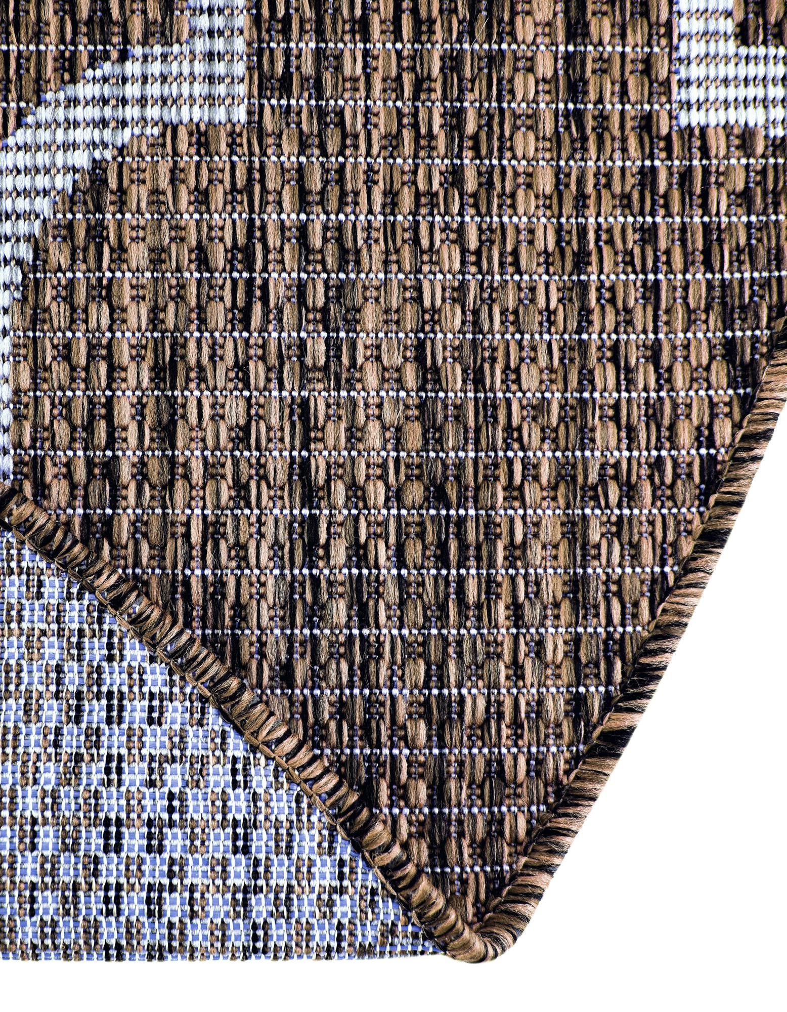 10' 8 x 10' 8 Easy-Clean Lattice Indoor / Outdoor Round Rug