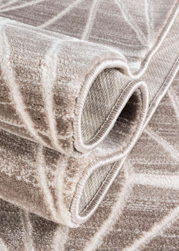 5' 3 x 5' 3 Uptown Fifth Avenue Round Rug