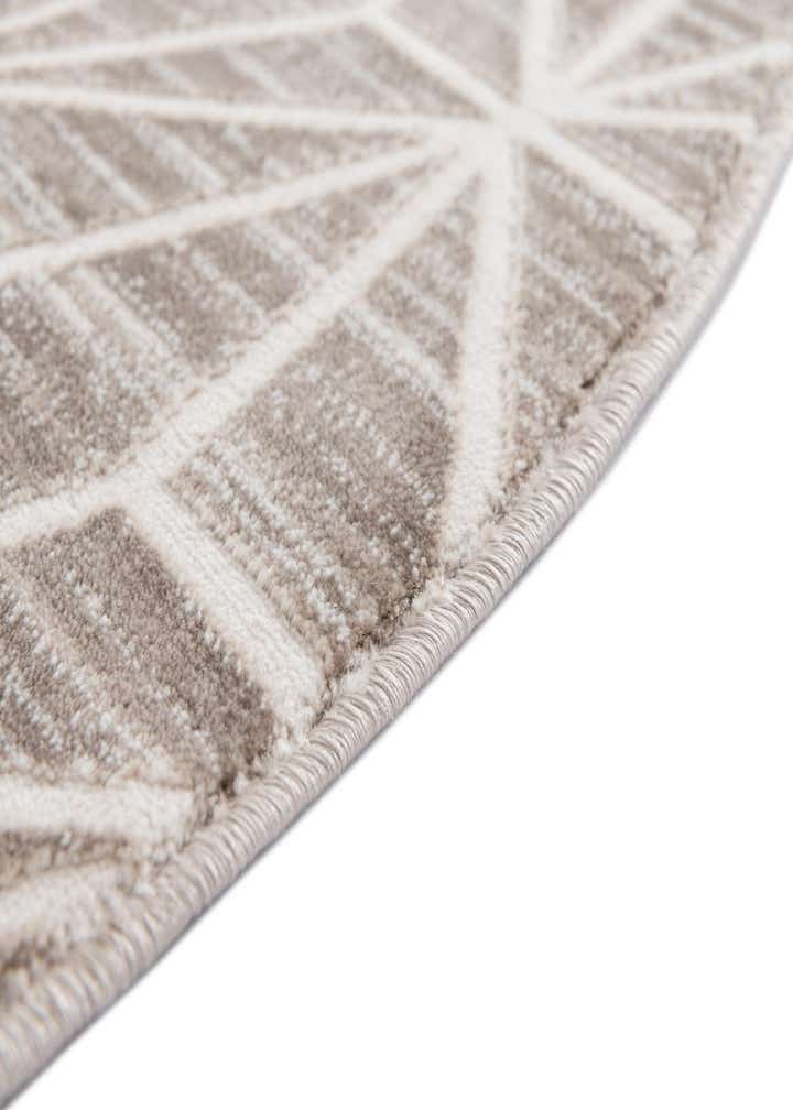 5' 3 x 5' 3 Uptown Fifth Avenue Round Rug
