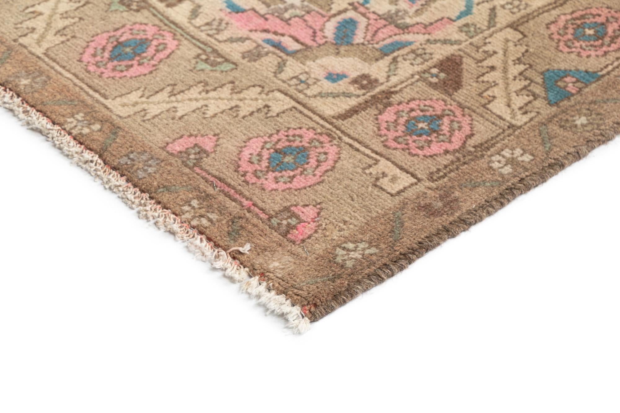 4' 9 x 11' 6 Arak Wool Runner Rug