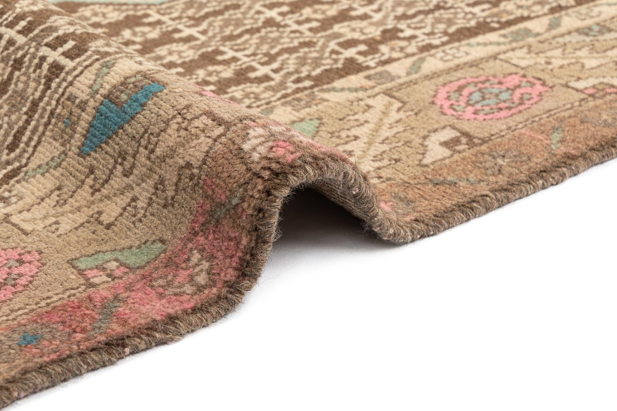 4' 9 x 11' 6 Arak Wool Runner Rug