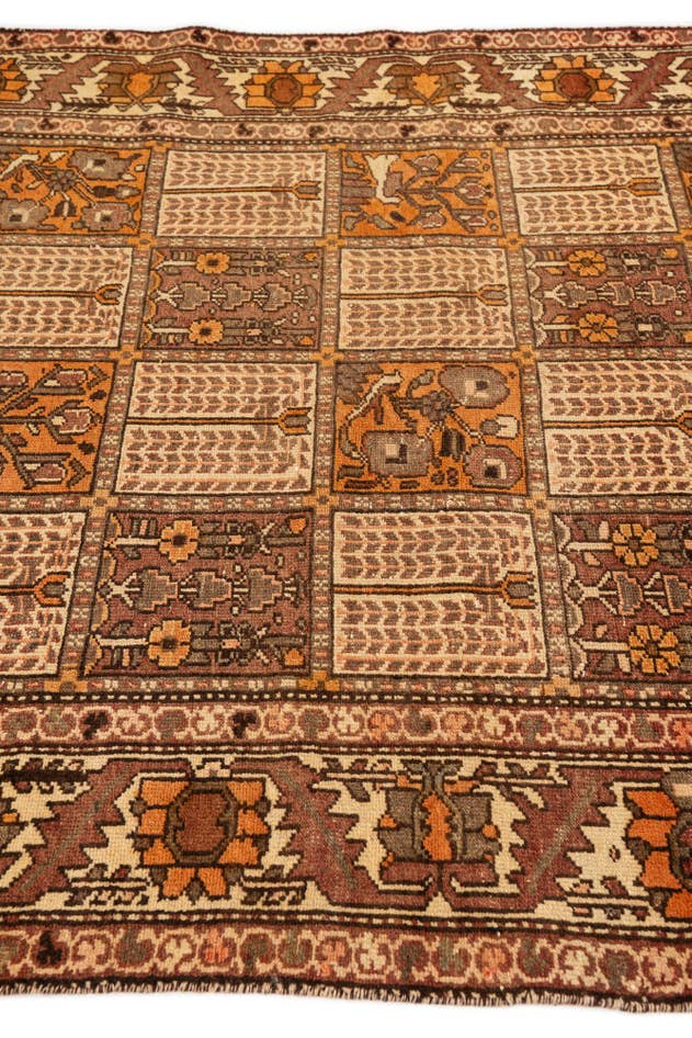 Detail image of 5' 2 x 10' Hand Knotted Bakhtiar Persian Wool Runner Rug