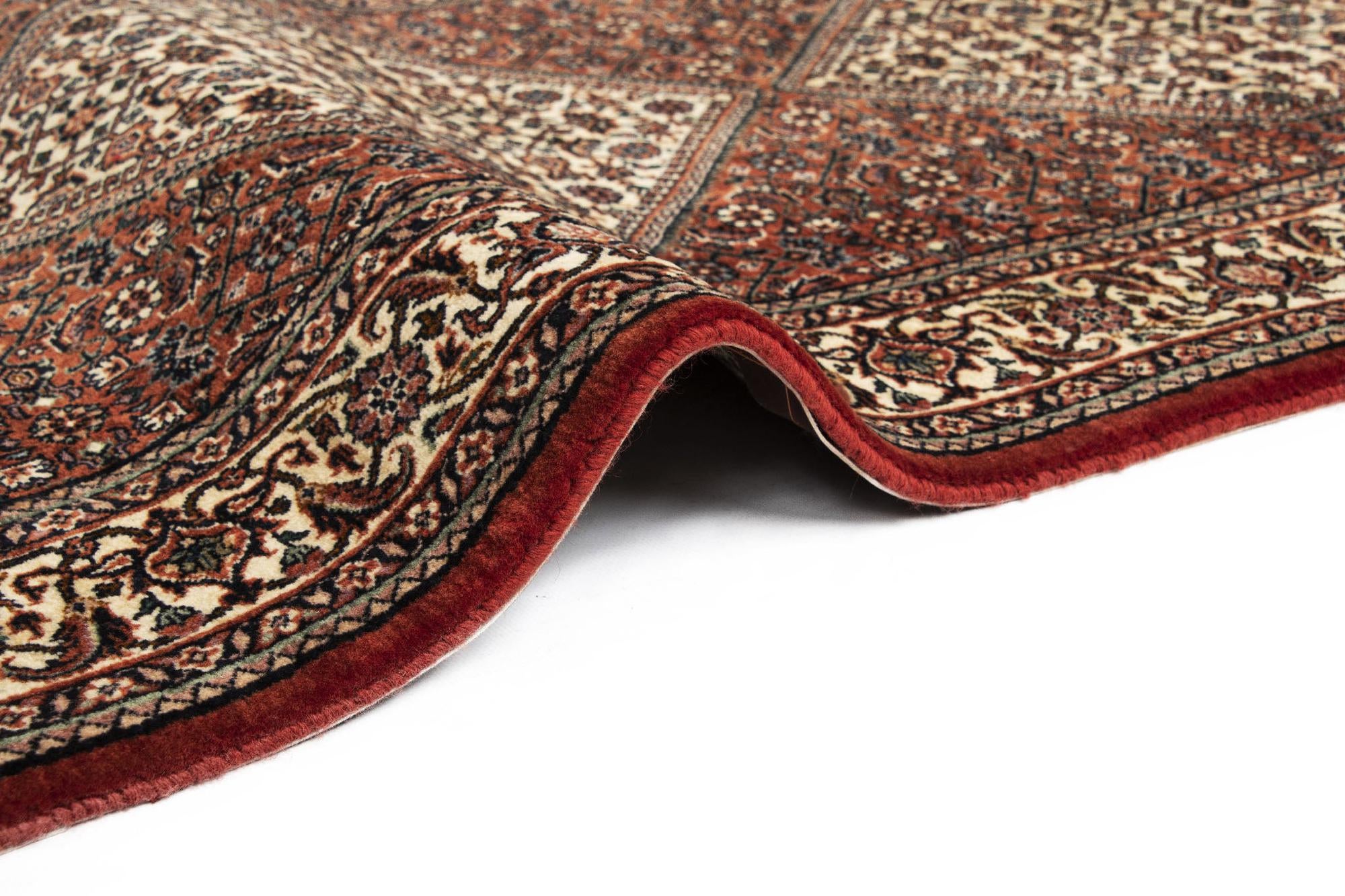 2' 9 x 9' 7 Bidjar Wool Runner Rug