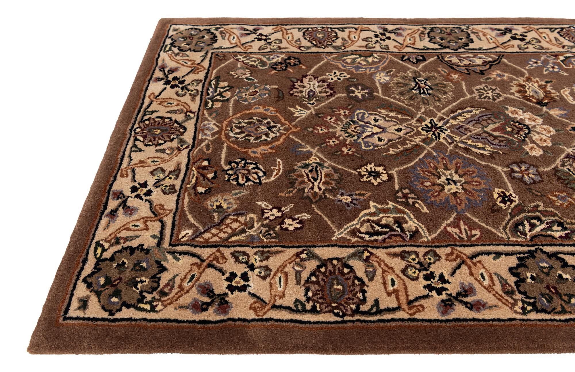 2' 8 x 12' Classic Agra Runner Rug