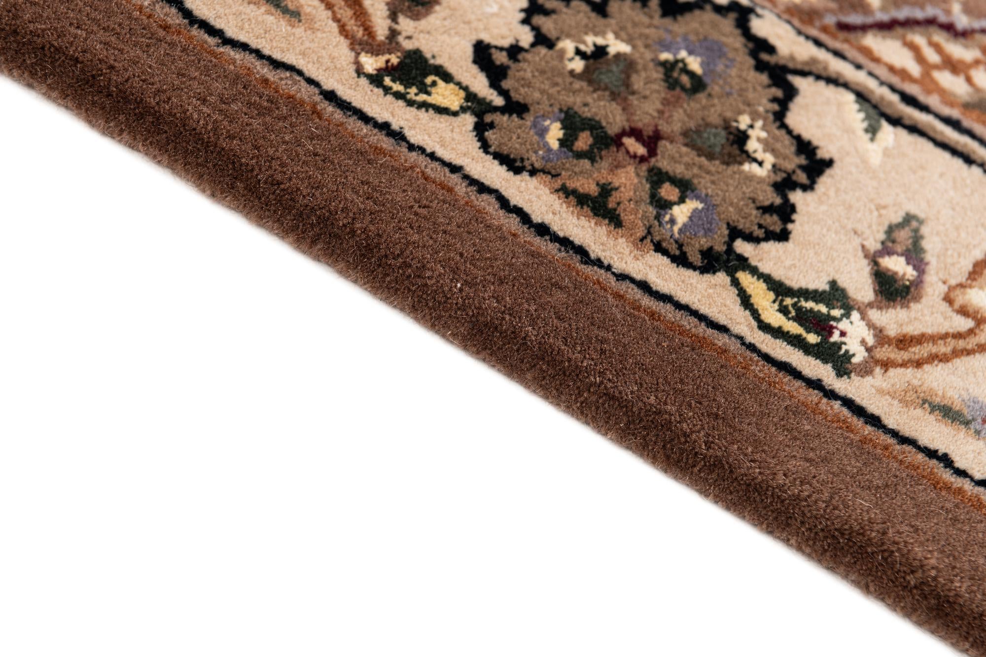2' 8 x 12' Classic Agra Runner Rug