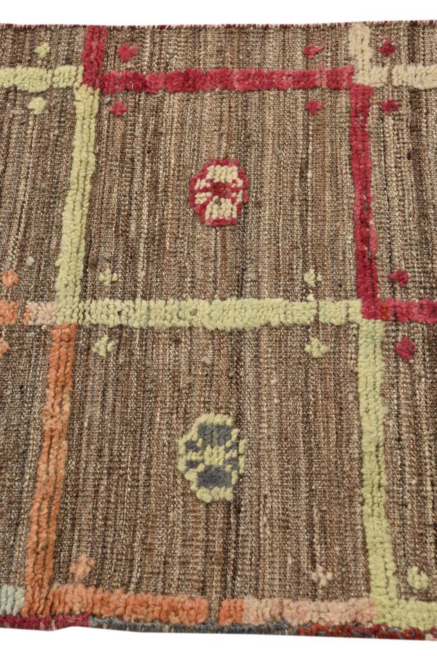 Detail image of 2' 4 x 10' Hand Knotted Darya Wool Runner Rug