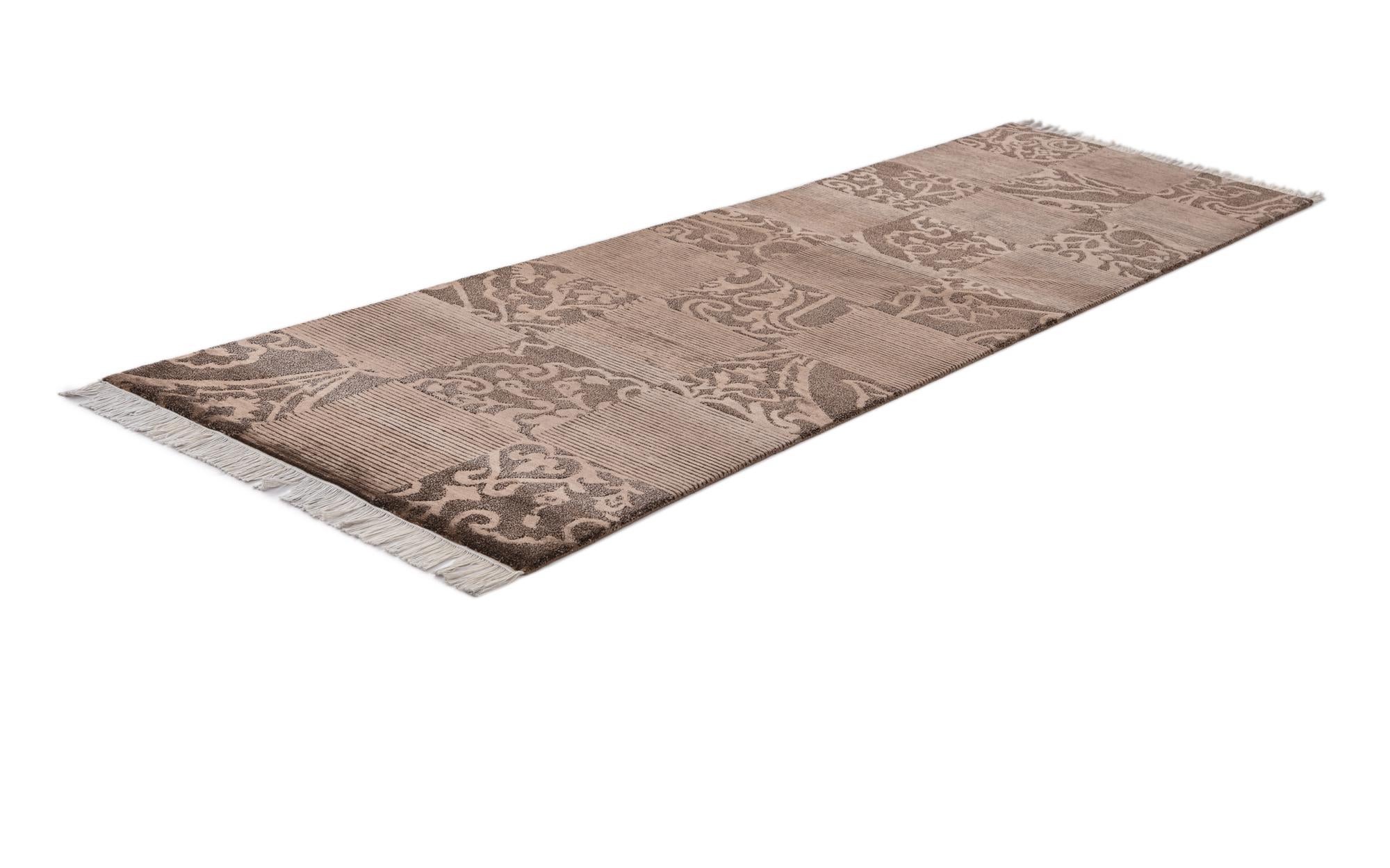 2' 9 x 9' 10 Hand Knotted Darya Wool Runner Rug