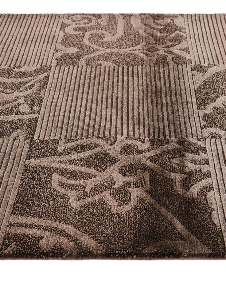 Detail image of 2' 9 x 9' 10  Hand Knotted Darya Wool Runner Rug