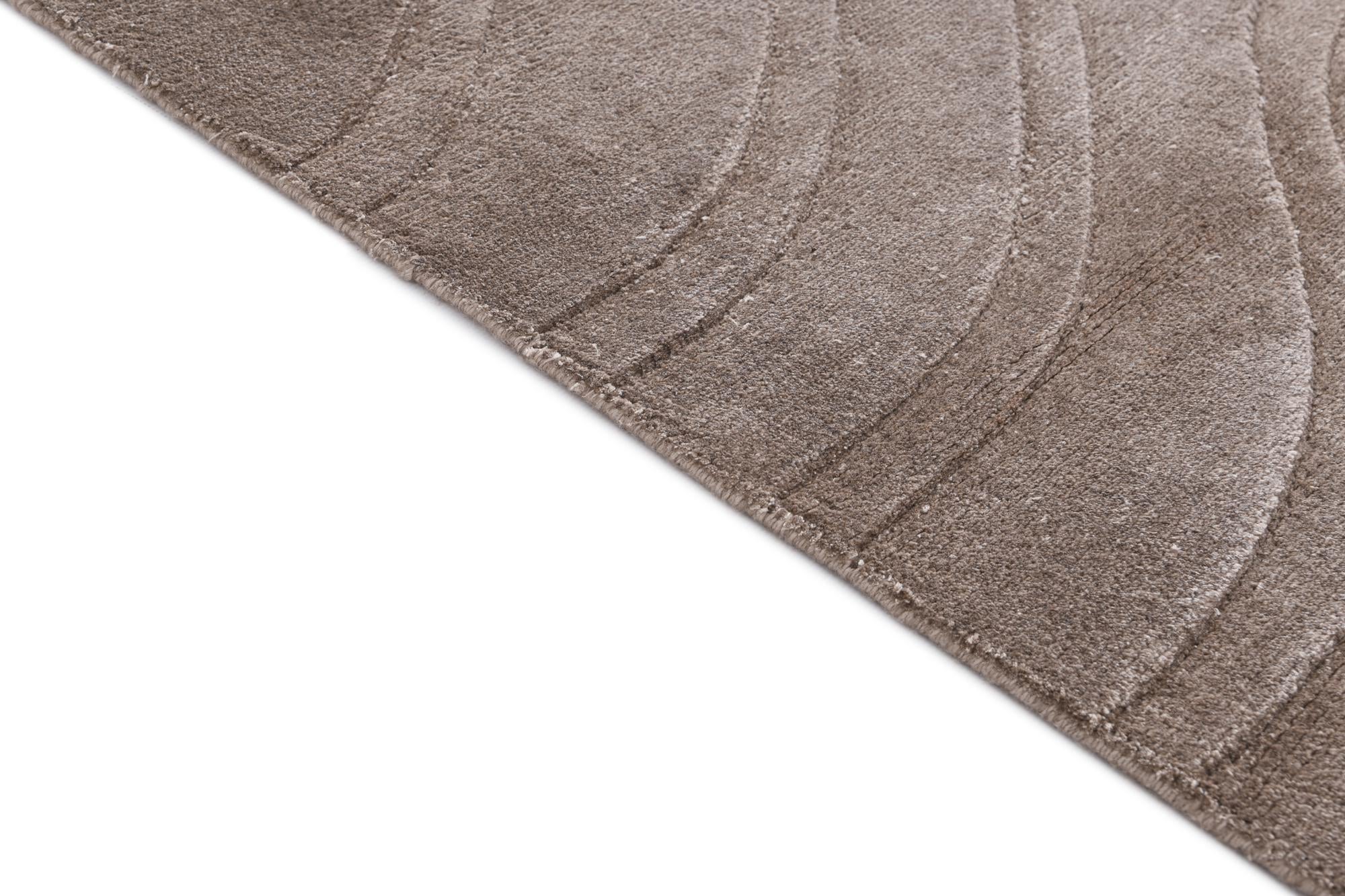 2' 7 x 9' 10 Hand Knotted Darya Wool Runner Rug
