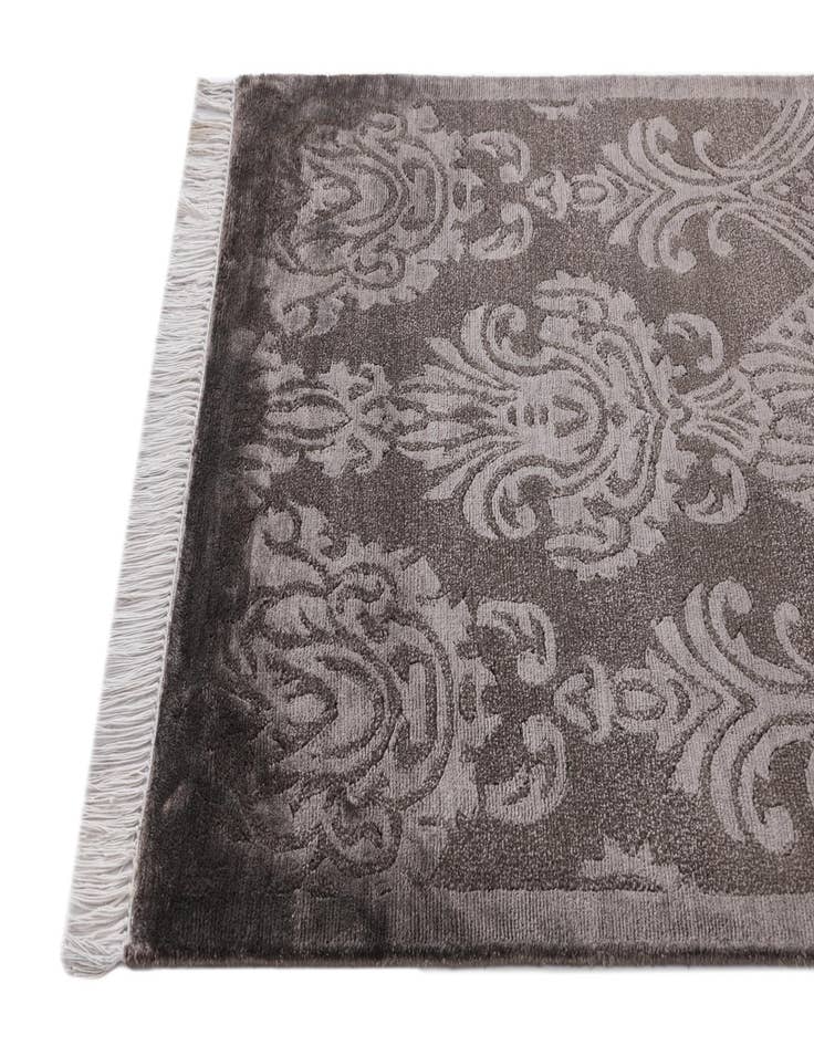 Detail image of 2' 10 x 9' 10  Hand Knotted Darya Wool Runner Rug