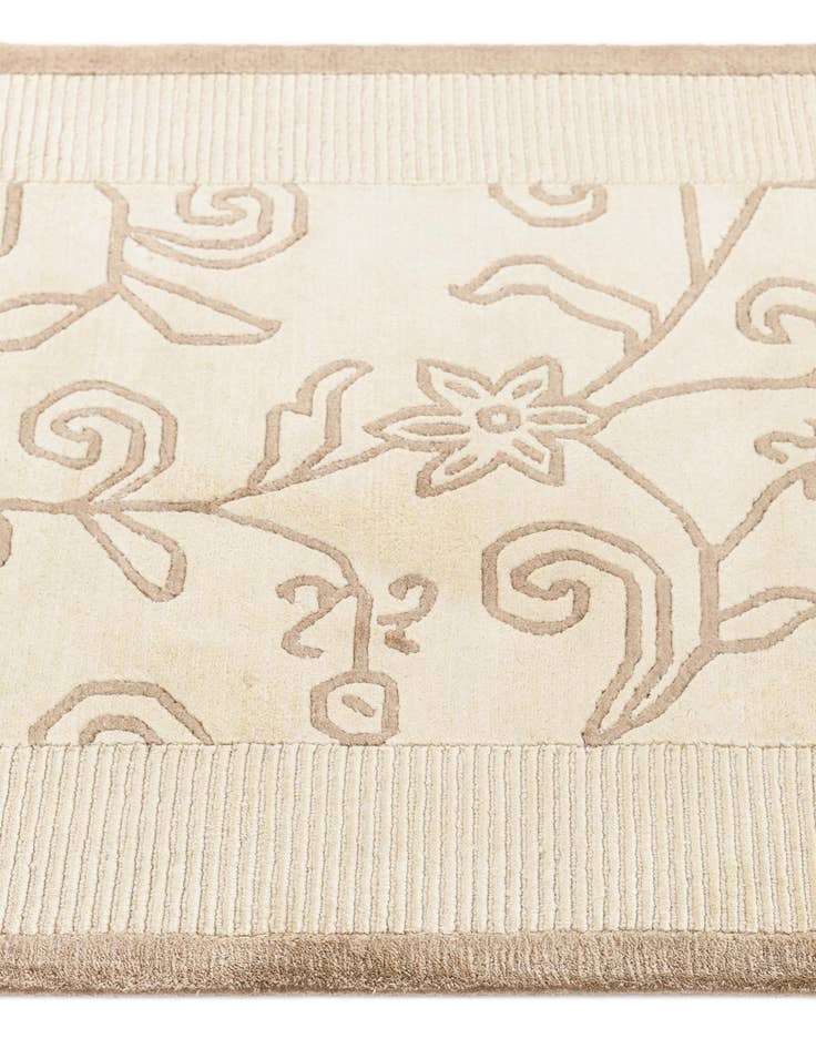 Detail image of 2' 8 x 9' 9  Hand Knotted Darya Wool Runner Rug