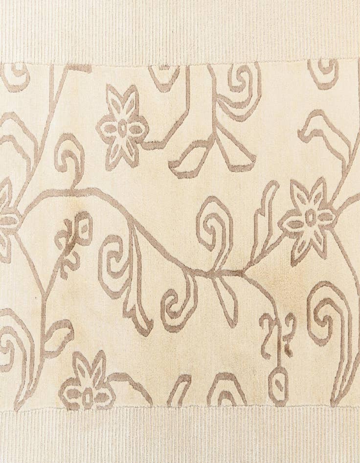 Detail image of 2' 8 x 9' 9  Hand Knotted Darya Wool Runner Rug