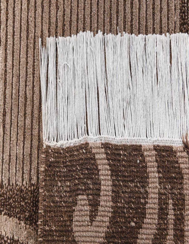 Detail image of 2' 8 x 9' 9 Darya Runner Rug