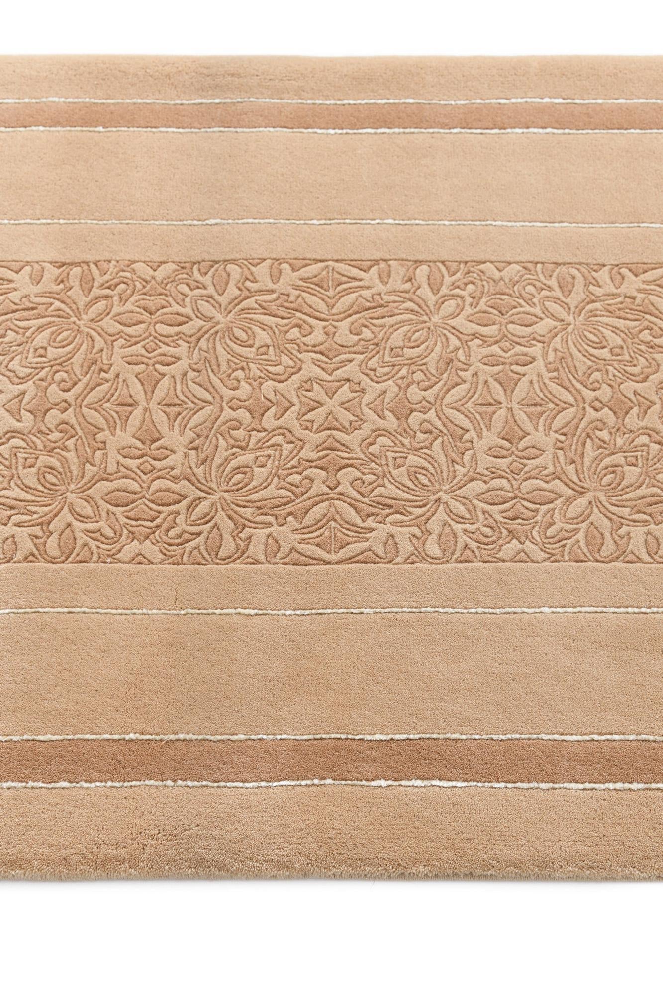 2' 9 x 10' Darya Runner Rug