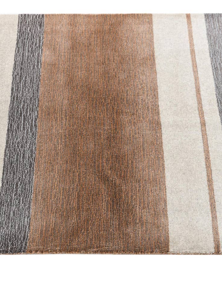 Detail image of 2' 8 x 9' 8 Darya Runner Rug