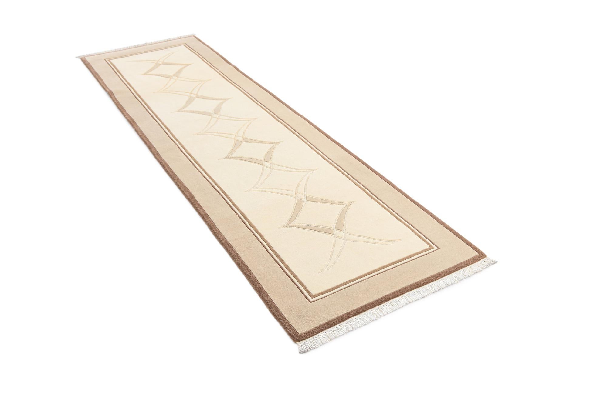 2' 9 x 9' 11 Darya Runner Rug
