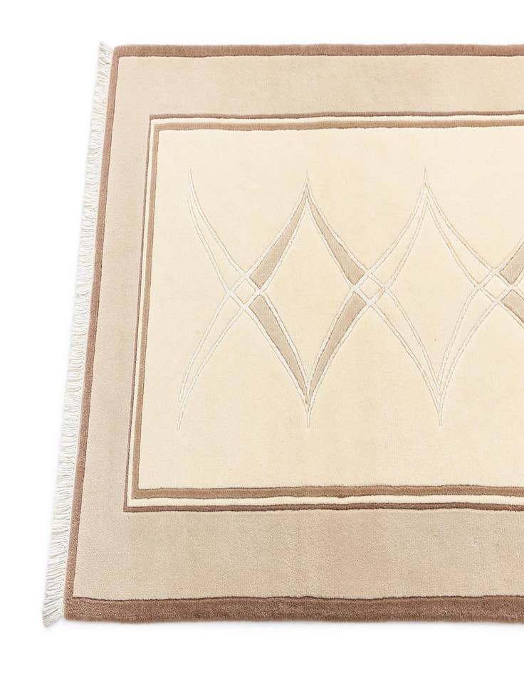 Detail image of 2' 9 x 9' 11 Darya Runner Rug