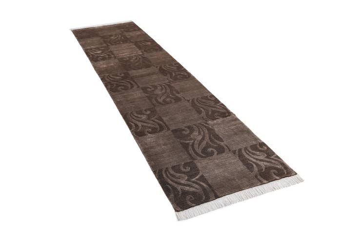 Detail image of 2' 6 x 10' Darya Runner Rug
