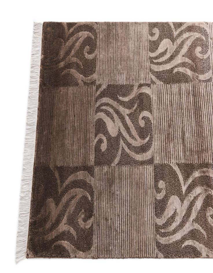 Detail image of 2' 6 x 10' Darya Runner Rug