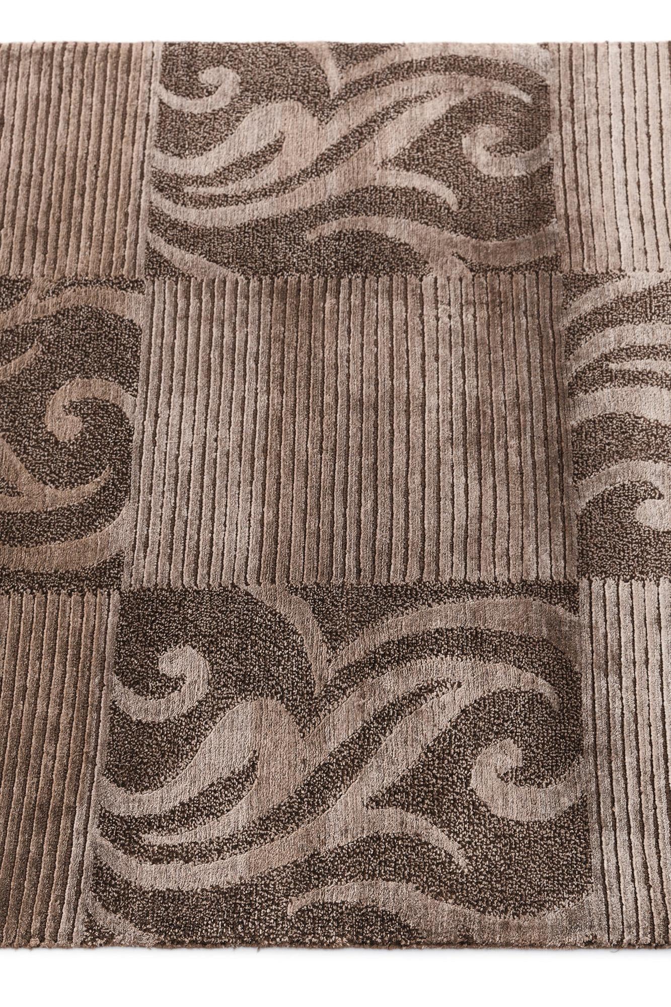2' 6 x 10' Darya Runner Rug