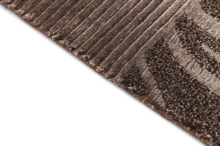 2' 6 x 10' Darya Runner Rug