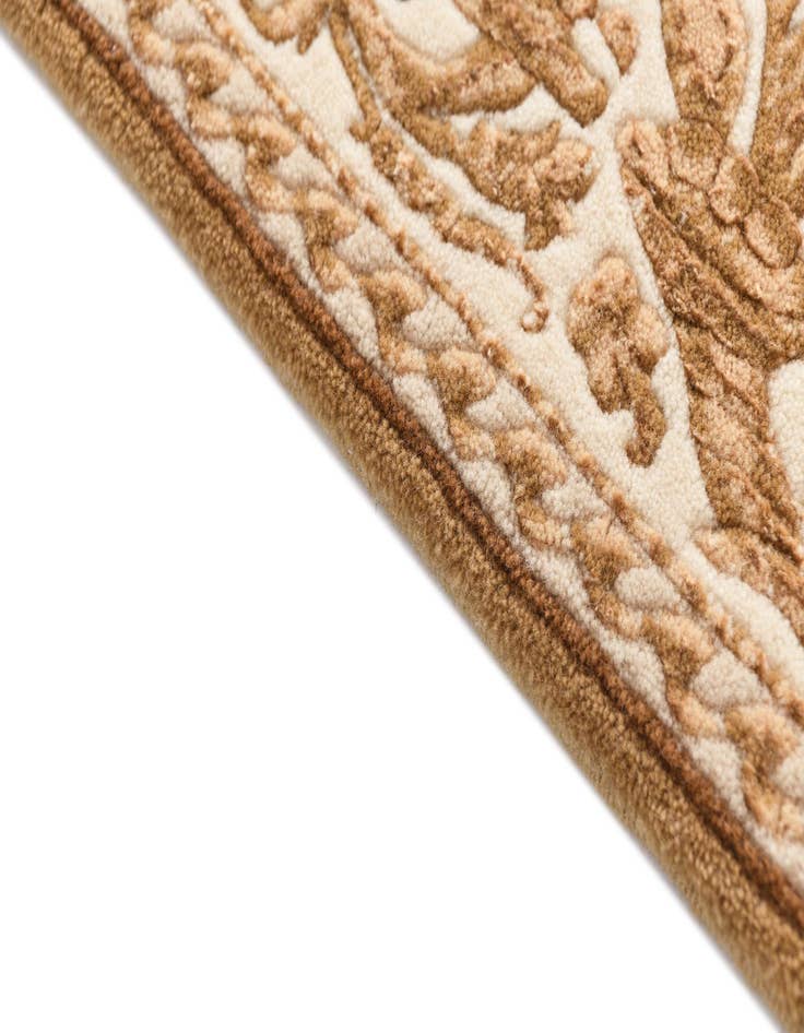 Detail image of 2' 8 x 9' 10 Darya Runner Rug