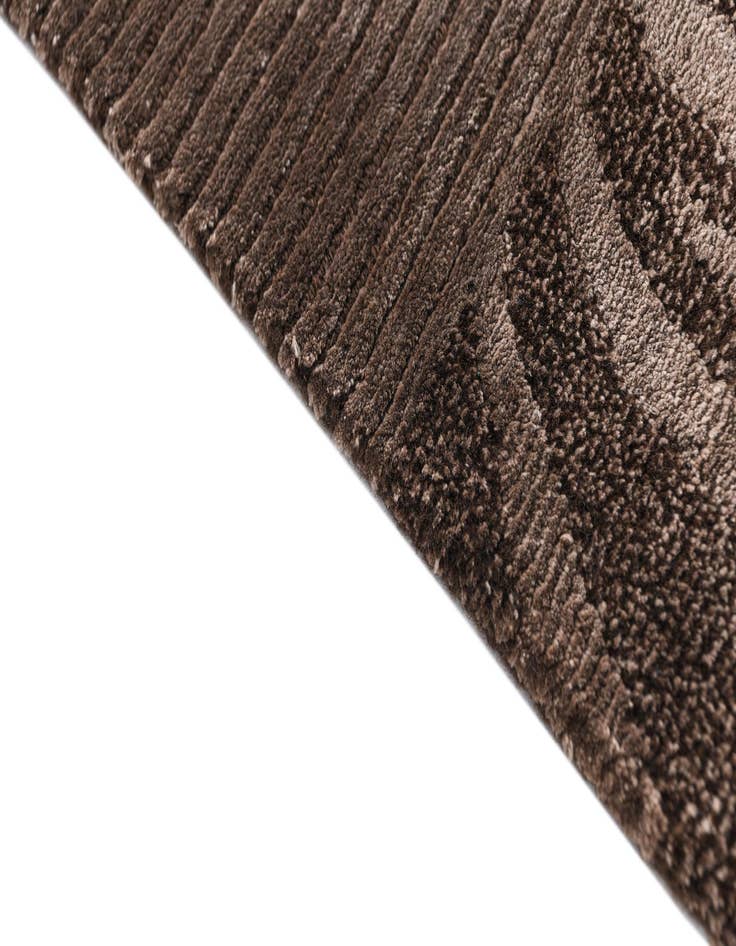 Detail image of 2' 9 x 10' 1 Darya Runner Rug
