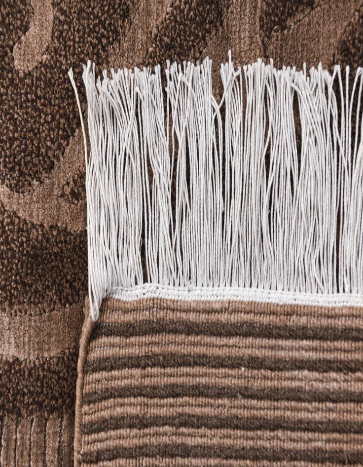 Detail image of 2' 7 x 13' Darya Runner Rug