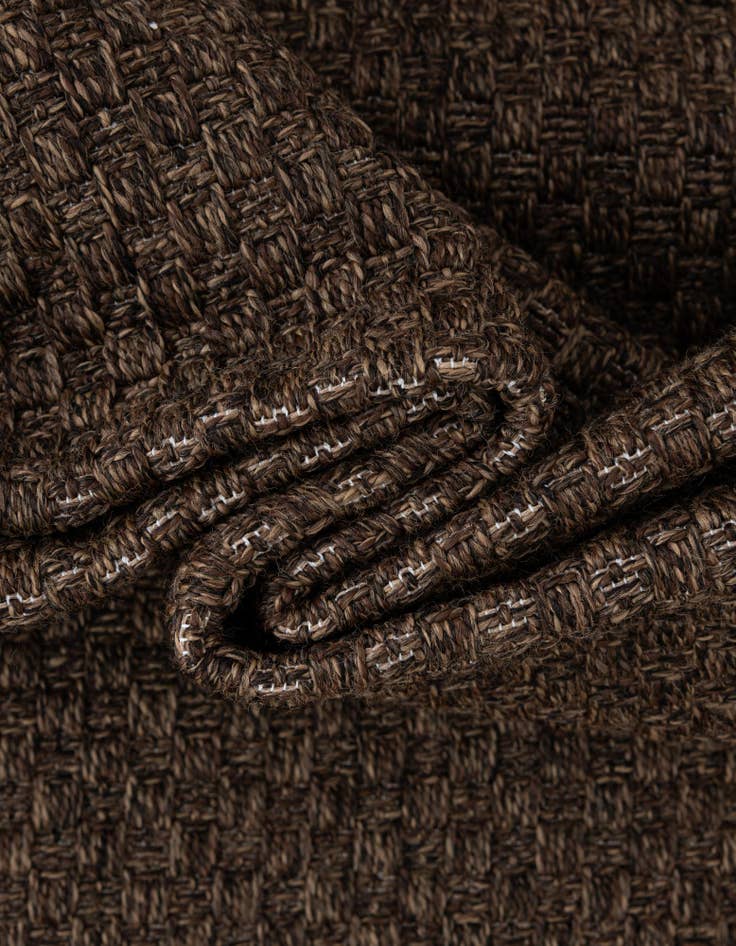 Detail image of 2' 9 x 8' Dunes Runner Rug