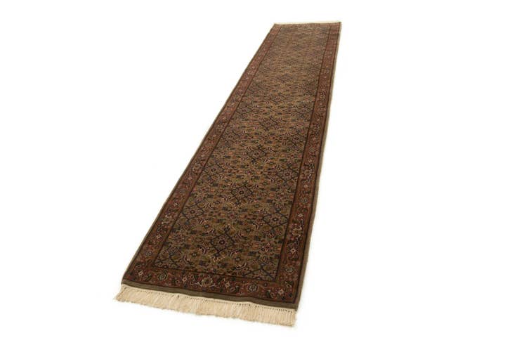 Detail image of 2' 9 x 13' Feraghan Runner Rug