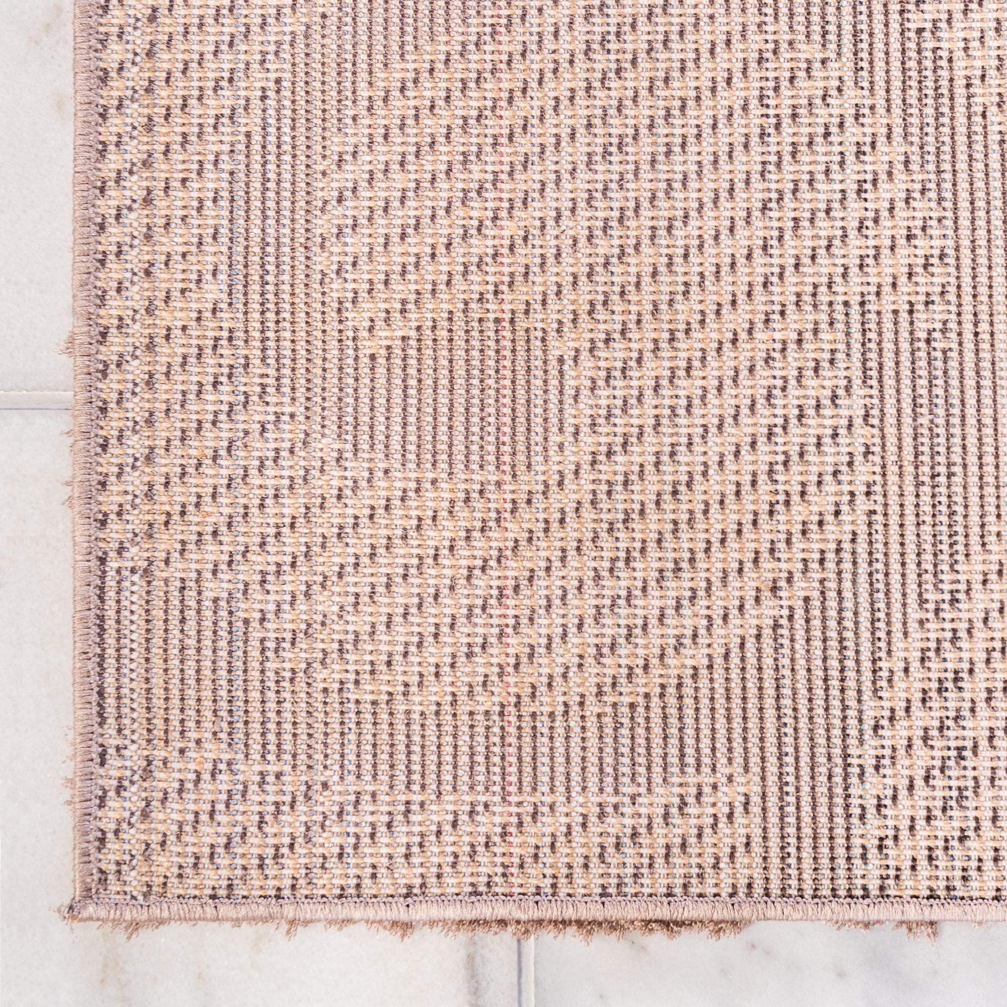 2' 7 x 10' Floral Shag Runner Rug