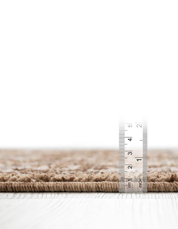 Detail image of 2' x 6' 3 Grand Tradition Runner Rug