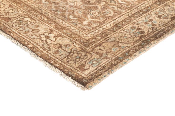 Detail image of 3' 8 x 10' Hamedan Runner Rug