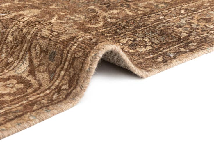 Detail image of 3' 8 x 10' Hamedan Runner Rug