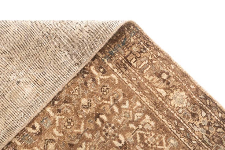 Detail image of 3' 8 x 10' Hamedan Runner Rug