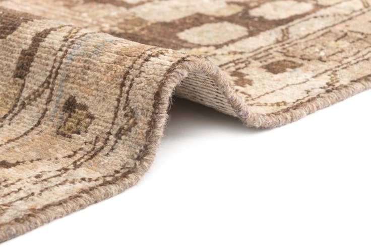 Detail image of 3' 2 x 12' 4 Hamedan Runner Rug