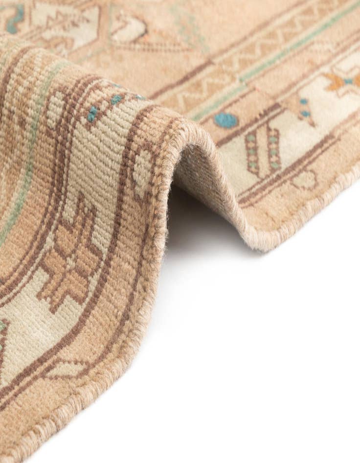 Detail image of 2' 11 x 6' 9 Hamedan Runner Rug
