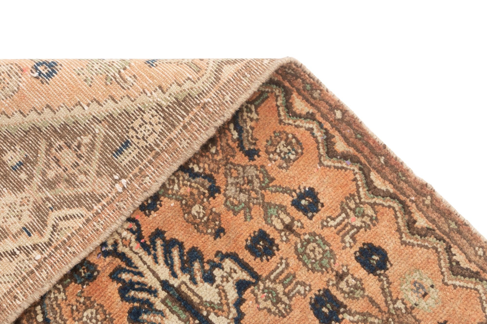 2' 11 x 8' 6 Hamedan Runner Rug