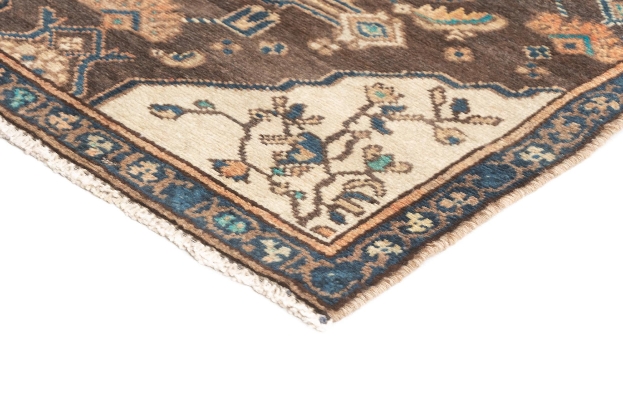2' 6 x 8' 8 Hamedan Runner Rug