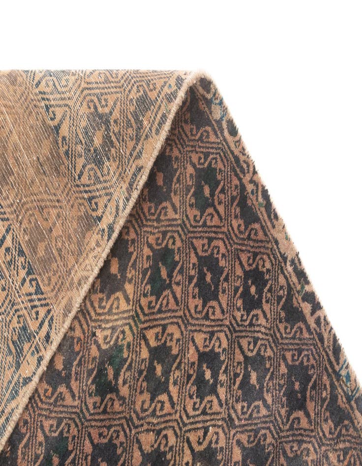 Detail image of 2' 6 x 6' 5 Hamedan Runner Rug