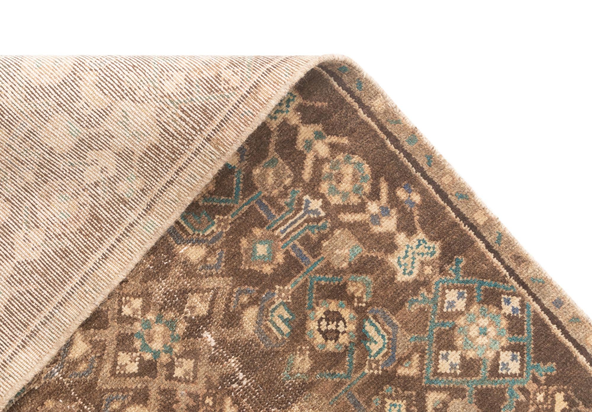 2' 6 x 9' 1 Hamedan Runner Rug