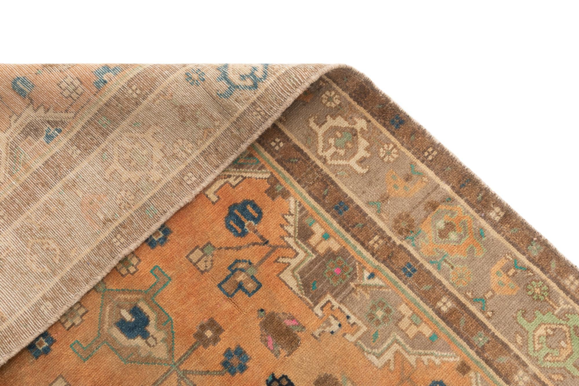 3' 9 x 9' 7 Hamedan Runner Rug