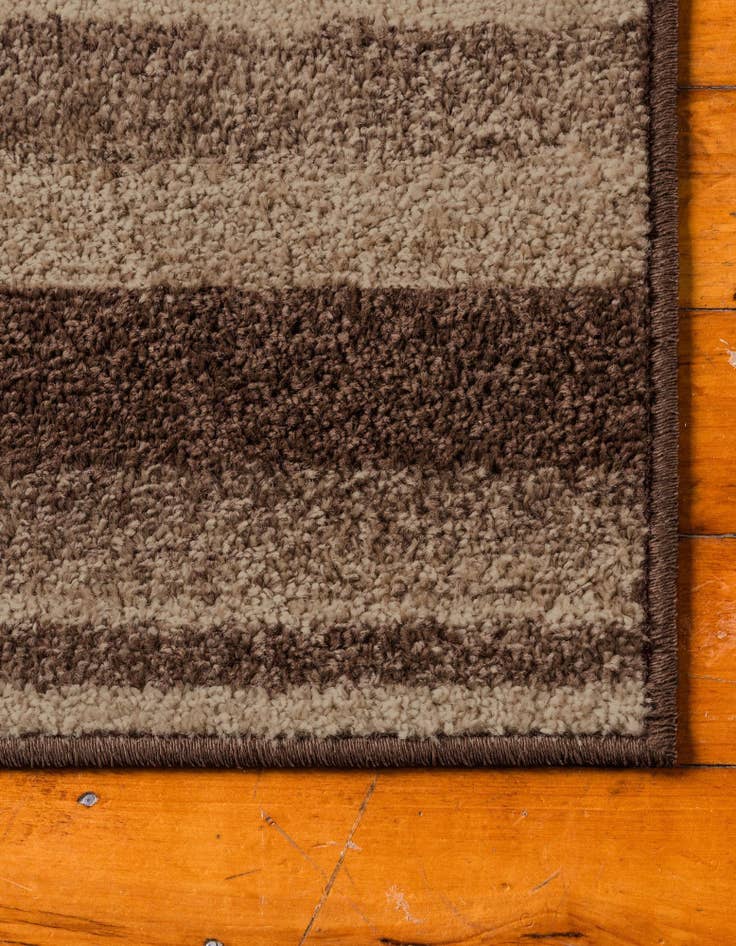 Detail image of 2' 7 x 10' Harvest Runner Rug