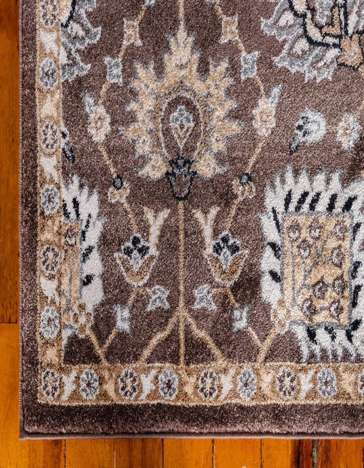 Detail image of 2' 7 x 10' Heritage Runner Rug