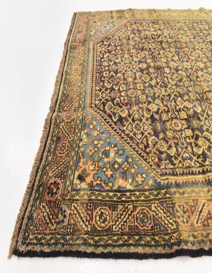 Detail image of 5' x 9' 9 Hand Knotted Hossainabad Persian Wool Runner Rug